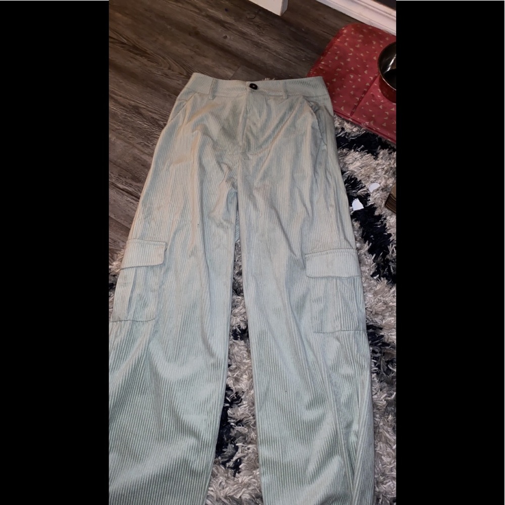 green cargo pants